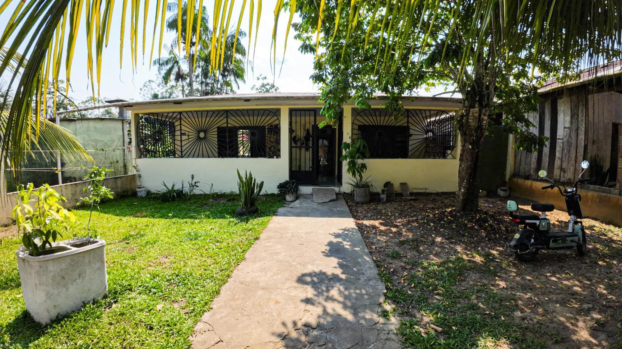 Capibara Guest House Leticia Buitenkant foto